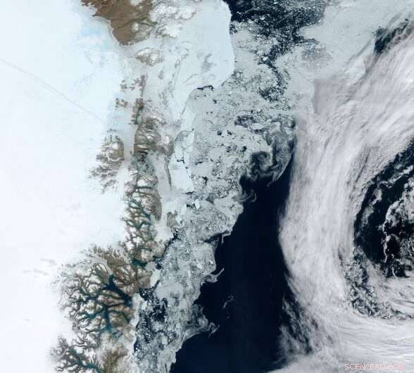 Scientists Project Rapid Greenland Ice Melt Over Decades