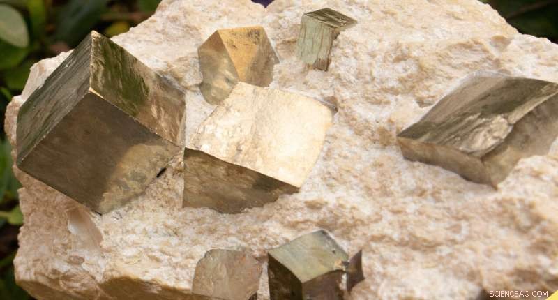 Decoding Carlin‑Type Gold Deposits: Unveiling Nevada’s Invisible Treasure