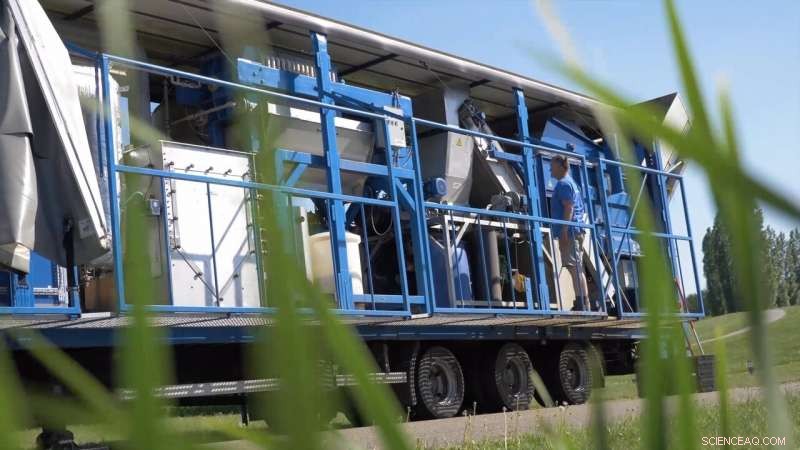 Ireland’s First Mobile Grass‑Fed Biorefinery Boosts Farmers  Sustainable Income