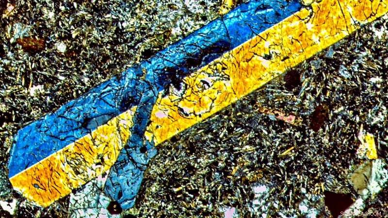 Scientists Discover Novel Mantle Process Behind Volcanic Formation