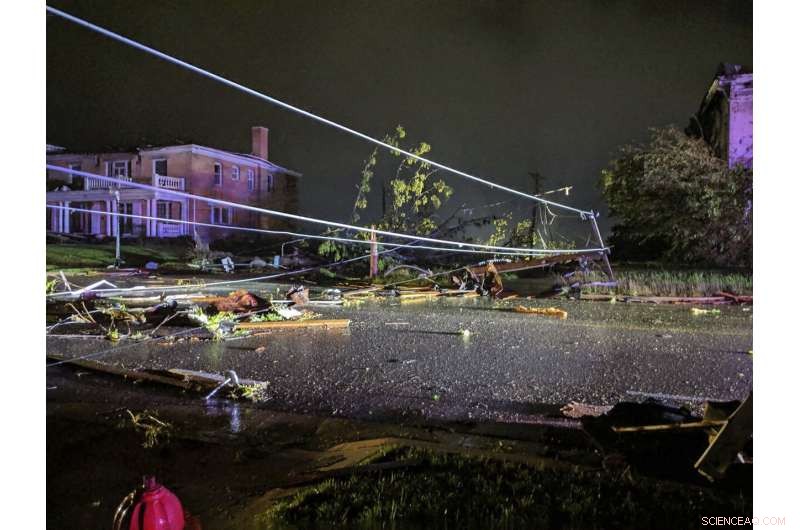 3 Fatalities Reported as Tornado Outbreak Hits Missouri s State Capital