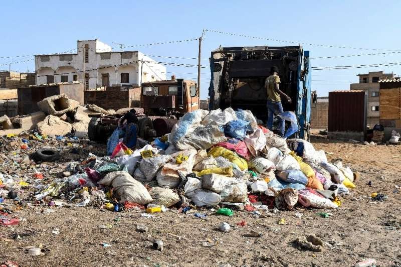 Senegal Moves Toward Zero Waste: Communities Tackle Trash