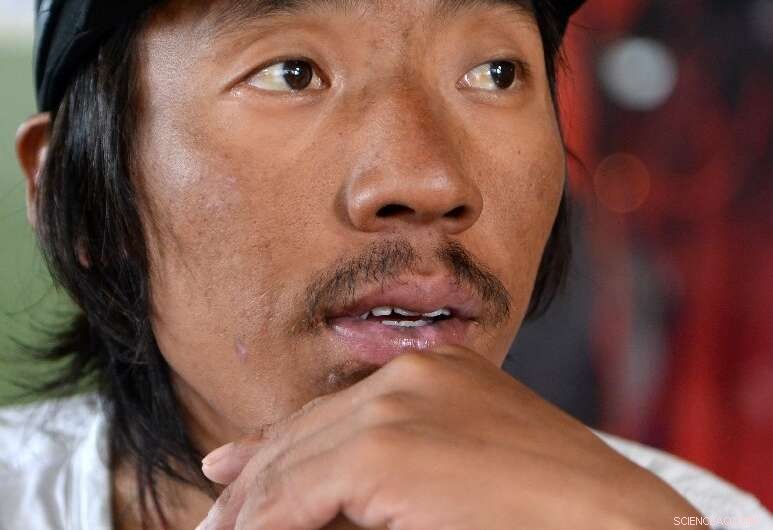 NEPAL Considers Restricting Everest Access Amid Fatal Climb Concerns