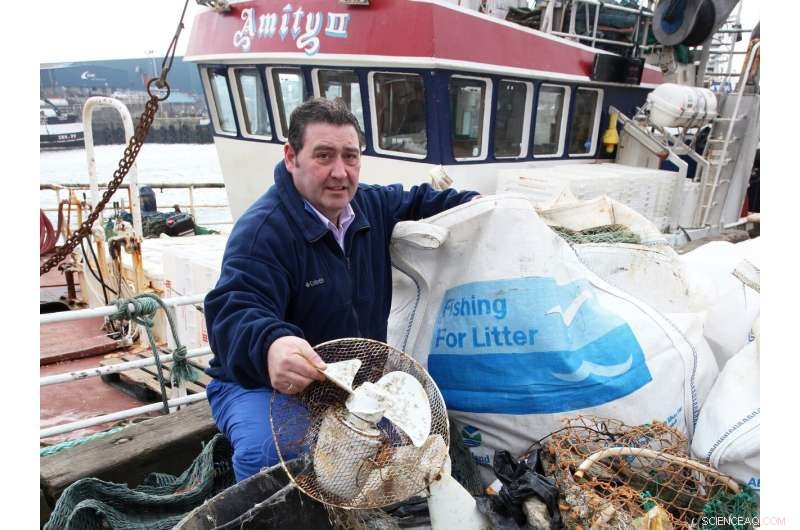Commercial Fishermen Lead Effort to Combat Marine Litter