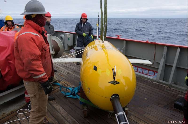 Autonomous Submarine Boaty McBoatface Sheds Light on Ocean Warming Deep-Sea Processes