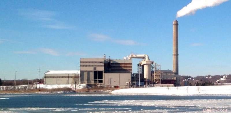 Waste Incineration: Is Burning Trash a Sustainable Solution? 5 Insightful Charts