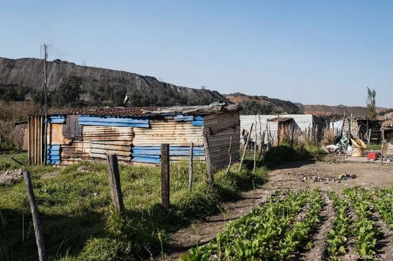 Coal Dust and Smog Threaten Lives Across South Africa s Highveld