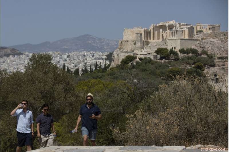 Acropolis Shuts Down Due to Extreme Heat in Athens