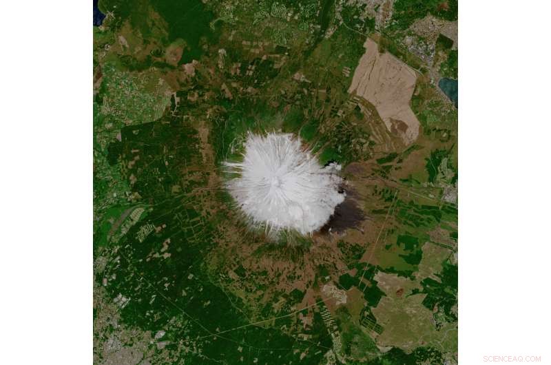 Mount Fuji 2021 Sentinel‑2 Satellite View – Japan s Highest Peak