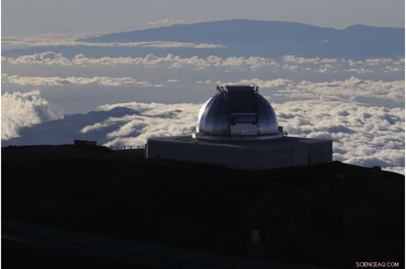 Hawaiian Activists Unite to Block Mauna Kea Telescope, Threatening Scientific Summit