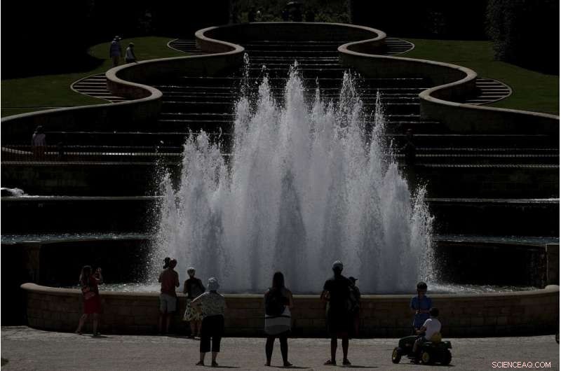 Europe Heat Wave Breaks Belgian Record; Higher Temperatures Forecasted