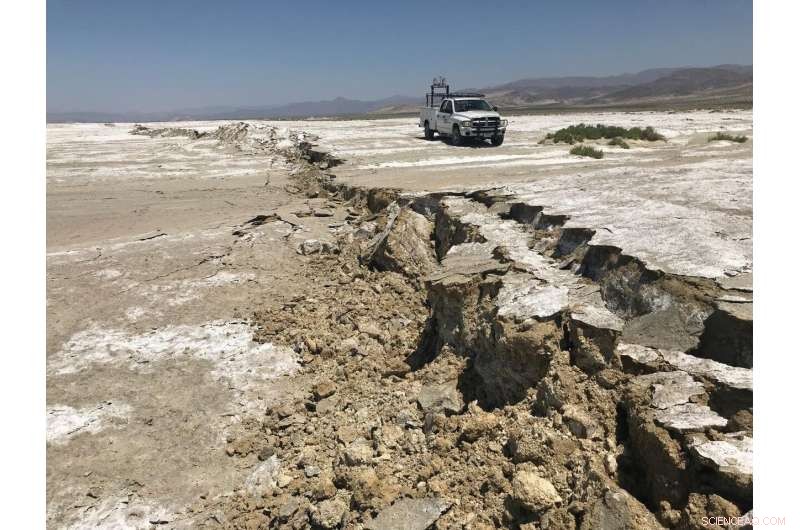 Caltech Seismologists Use Innovative Fiber-Optic Network to Track Ridgecrest Aftershocks
