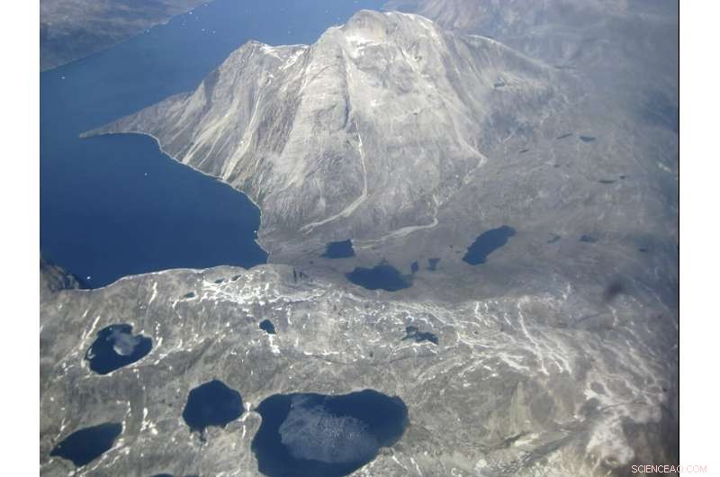 Heat Wave Drives Record-Scale Ice Melt in Greenland