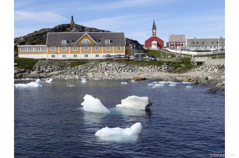 Heat Wave Drives Record-Scale Ice Melt in Greenland