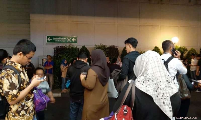 Indonesia Drops Tsunami Alert After Powerful Earthquake Near Java