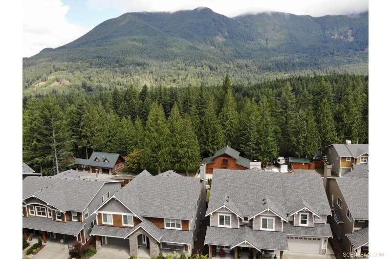 Northwest U.S. Towns Alarmingly Unprepared for Rising Fire Threats