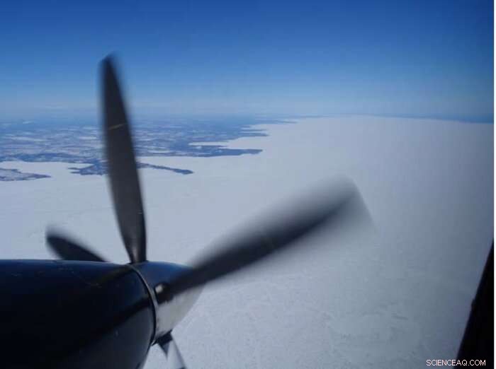 CryoSat Maps Thinning Ice on Arctic Lakes
