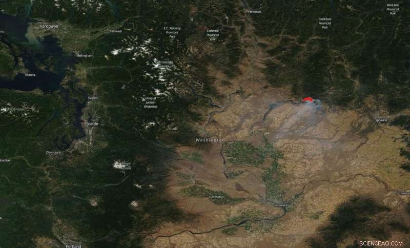 Williams Flats Fire: Lightning Strikes Leave Washington State Reeling