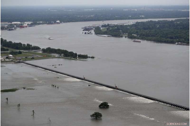 Mississippi River Floods Heighten Hurricane Threat as Season Intensifies