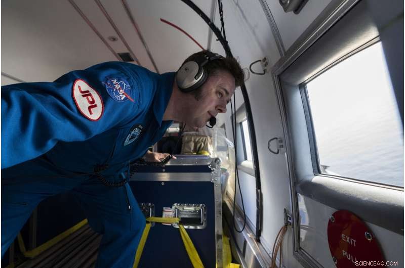 NASA Scientists Fly Over Greenland to Monitor Rapid Ice Melt