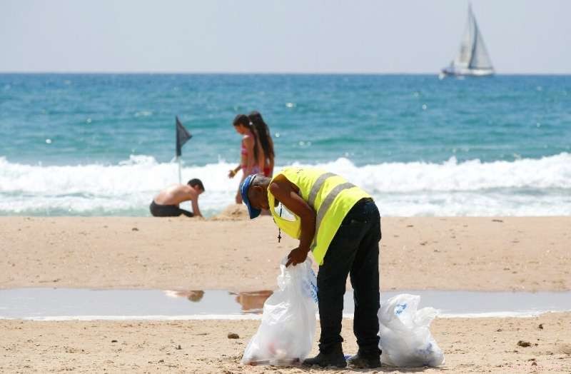 Tel Aviv Beaches Struggle Amid Israel s Plastic Pollution Crisis