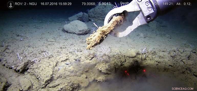 Ice Volume Shifts Govern Seabed Methane Release