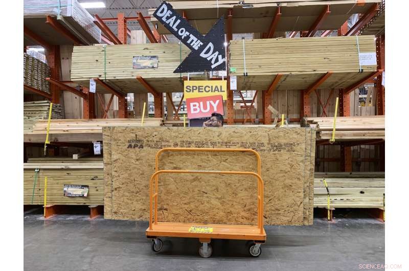 Florida Braces for Hurricane Dorian: Storm s Severity Mounts