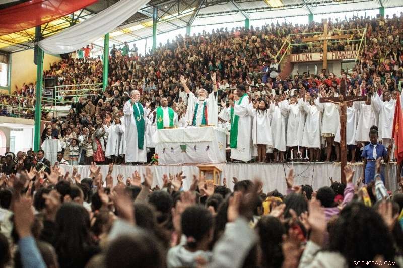 From Trash to Triumph: A New City of Hope Erected on Madagascar s Landfill