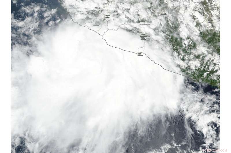 NASA‑NOAA Satellite Detects Intense Storms Around Tropical Cyclone Lorena, Affecting Mexico