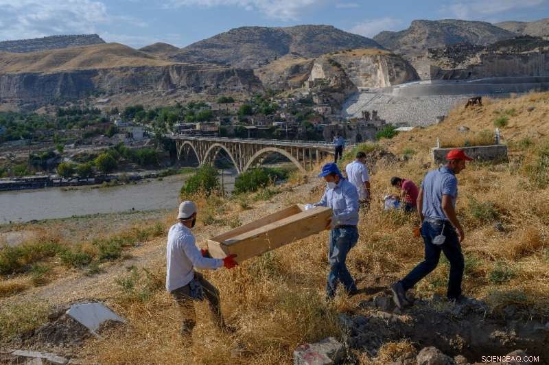 Hasankeyf s New Cemetery: Safeguarding Lives and Legacy from Rising Tigris Waters