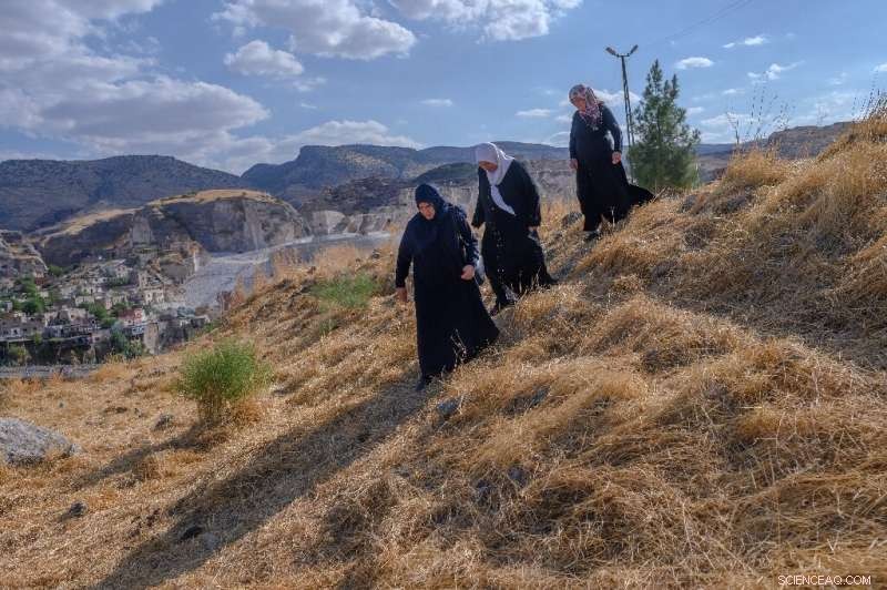 Hasankeyf s New Cemetery: Safeguarding Lives and Legacy from Rising Tigris Waters