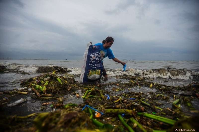 Global Volunteers Unite to Remove Plastic from World’s Beaches on World Cleanup Day