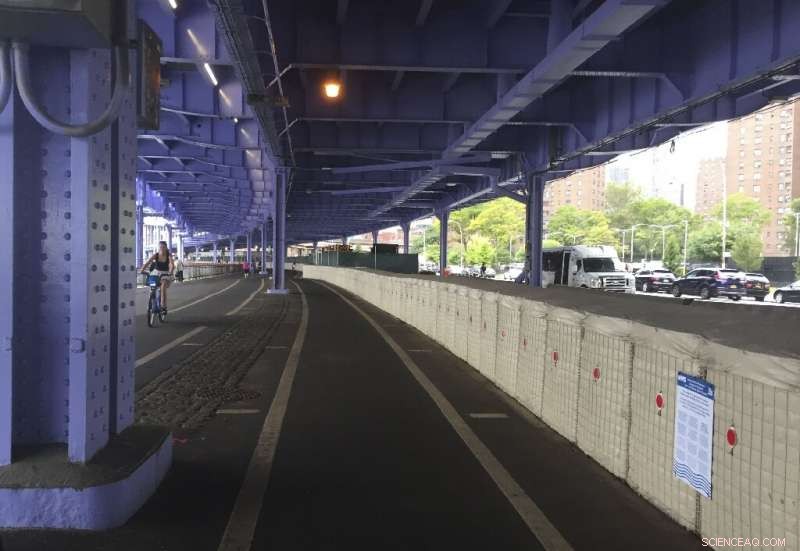 Preparing New York for Rising Seas: A Comprehensive Flood Defense Strategy