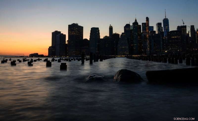 Preparing New York for Rising Seas: A Comprehensive Flood Defense Strategy