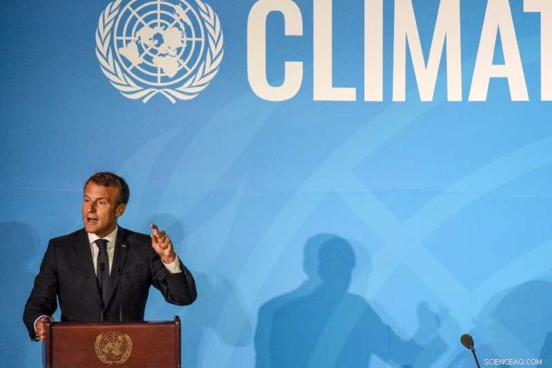 France’s Parliament Plans New Law to Reduce Consumer Waste