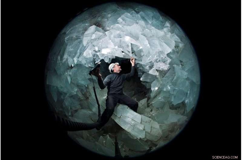 Pulpí s 11-Meter Giant Geode: A Crystal-Lined Natural Wonder