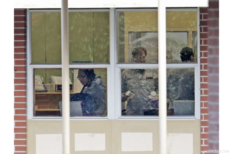 Persistent PCB Contamination in Schools: Why EPA and Lawmakers Have Been Unresponsive