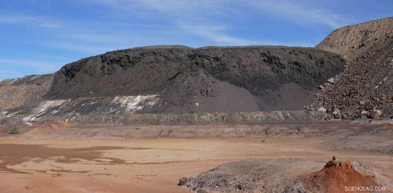 Mineral Manufacturing: Revolutionizing Gems, Medicine, and Climate Action