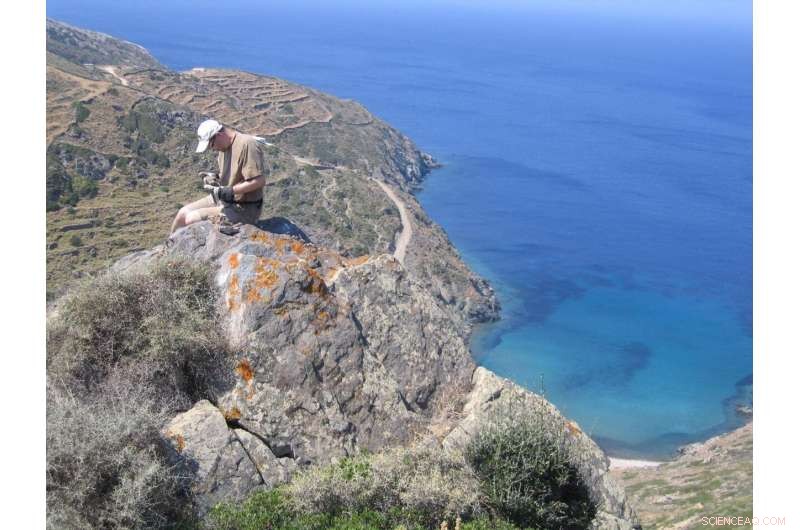 Scientists Identify Source of Distinct Chemical Signature in Volcanic Rocks