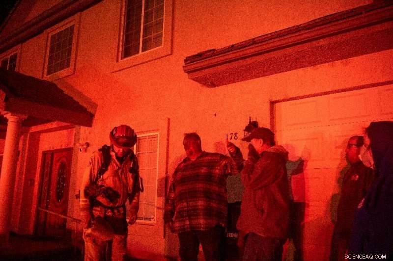 California Firefighters Confront Fresh Wildfires Across the State