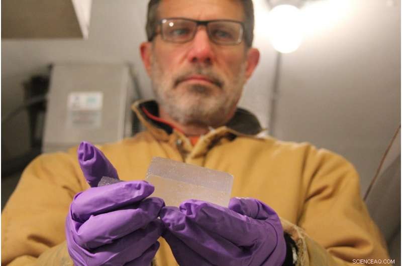 Antarctic Ice 2-Million-Year-Old Sheds Light on Earth s Greenhouse Gas Past