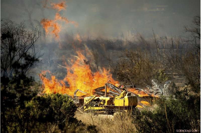 Firefighters Confront Final Stubborn Blaze in Southern California
