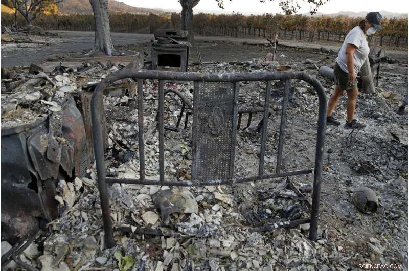 Firefighters Confront Final Stubborn Blaze in Southern California