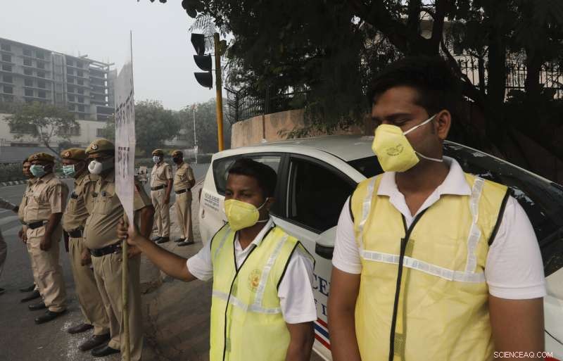 Delhi Implements Odd‑Even Vehicle Ban to Combat Air Pollution