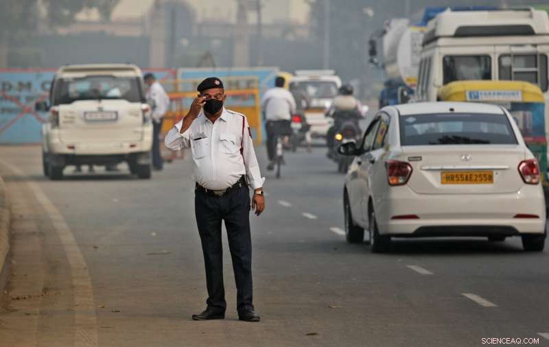 Delhi Implements Odd‑Even Vehicle Ban to Combat Air Pollution
