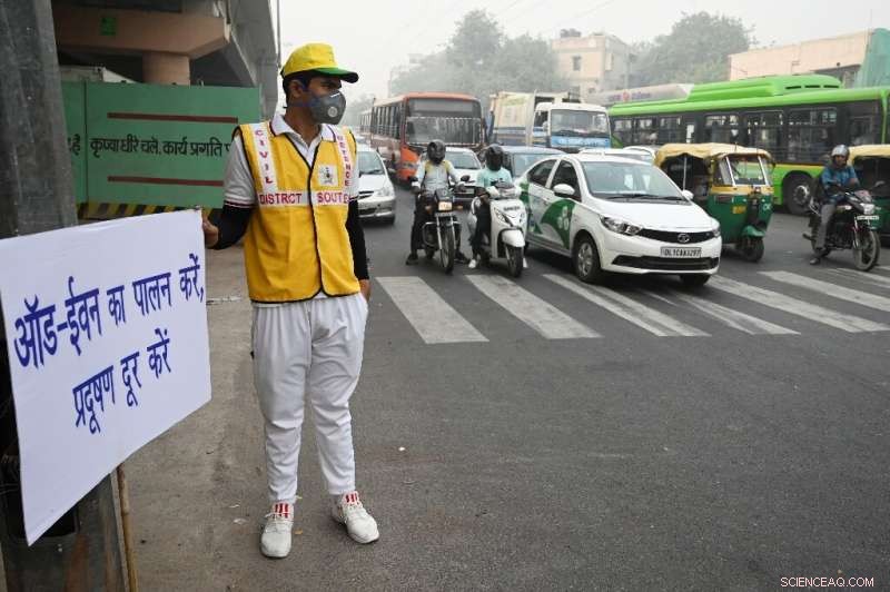India s Supreme Court Orders Nationwide Ban on Stubble Burning Amid Delhi s Severe Smog Crisis