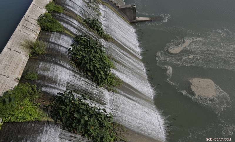 Aging U.S. Dams Threaten Thousands: Urgent Safety Concerns