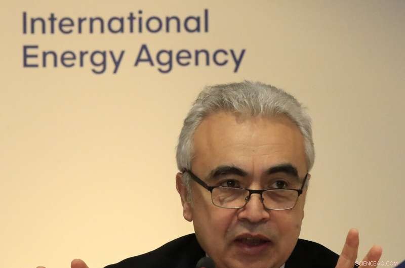 Global Oil Demand Surges as SUVs Drive Consumption