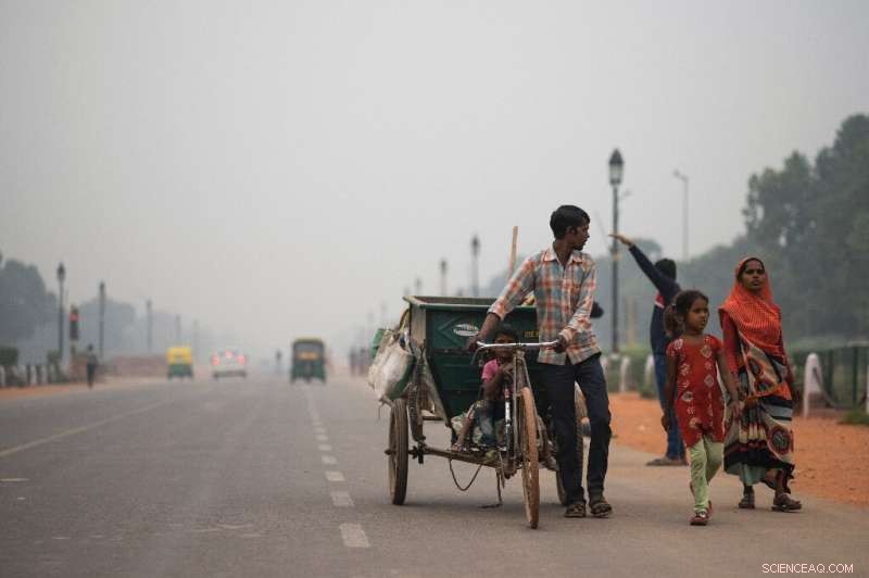 Delhi Suffers Toxic Smog Crisis as Millions Lack Protective Masks