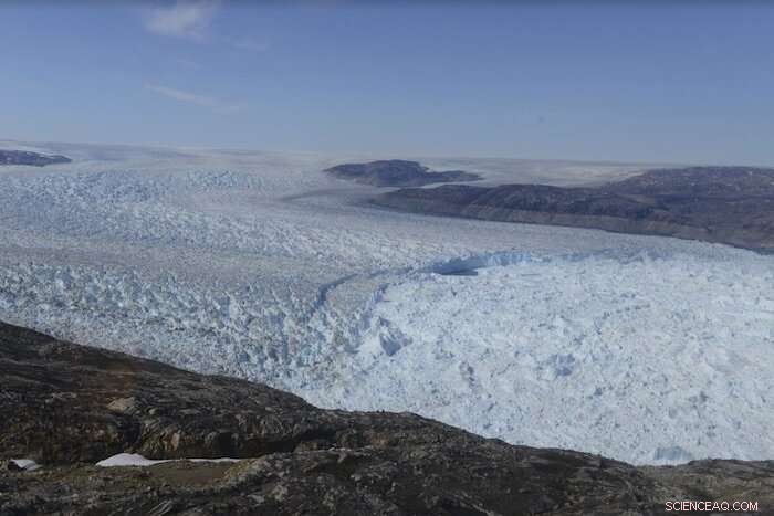 Expert Team to Investigate Greenland Glacier Ice Loss, Enhancing Sea-Level Rise Forecasts